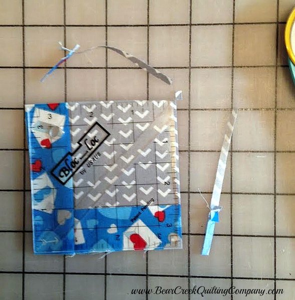 Airmail Envelope Quilt Tutorial