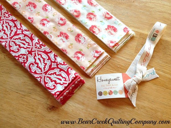 Honeysweet Table Topper Honeysweet Table Topper