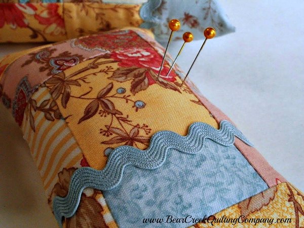 Scrappy Pincushion Tutorial Scrappy Pincushion Tutorial