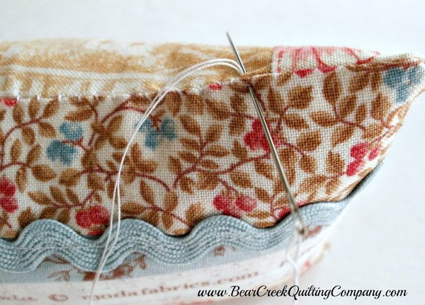 Scrappy Pinchusion Tutorial Scrappy Pinchusion Tutorial